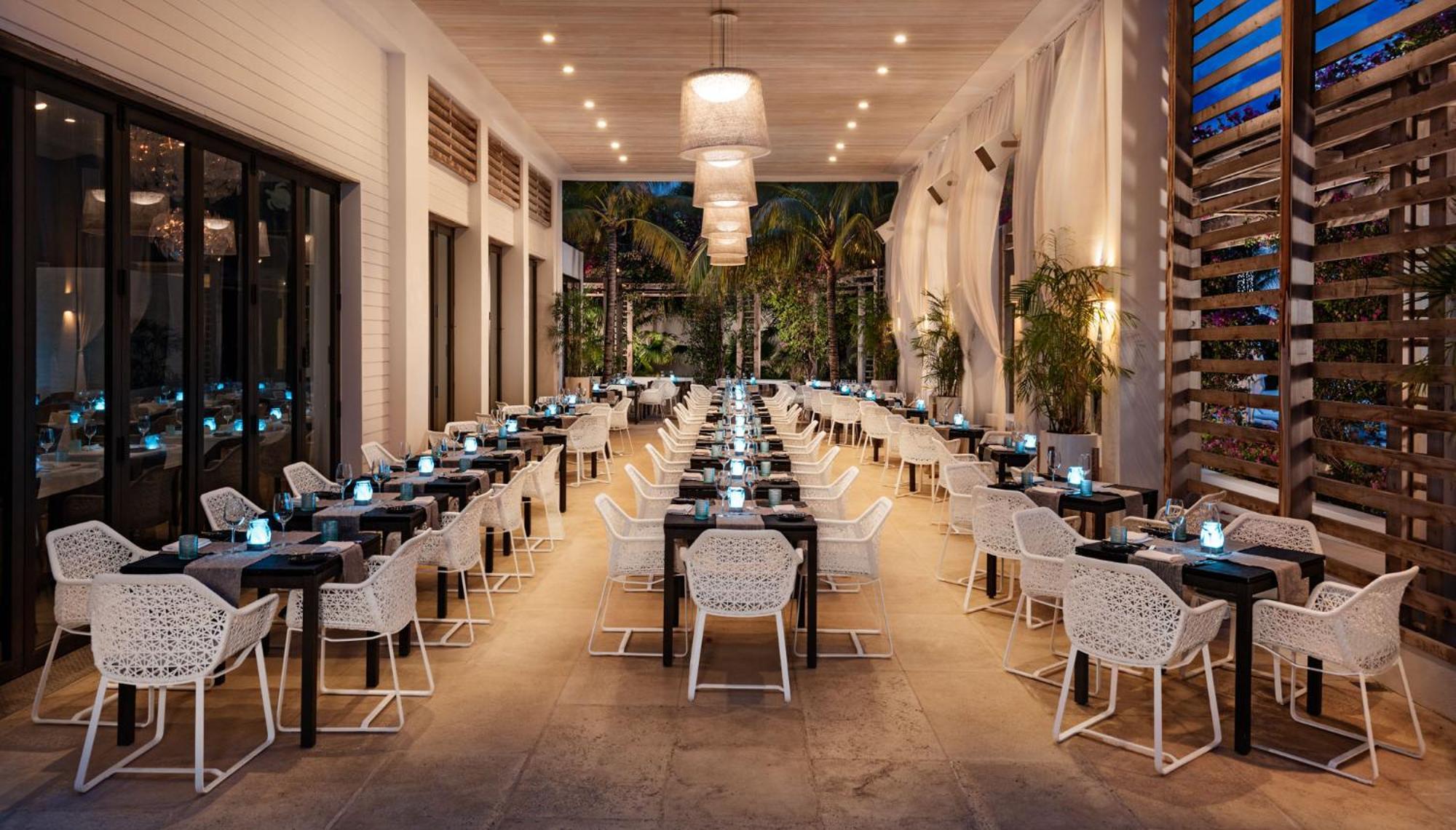 Wymara Resort & Villas Grace Bay Exterior photo
