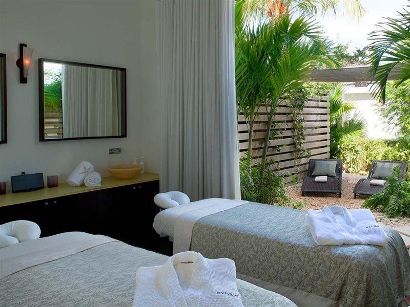Wymara Resort & Villas Grace Bay Exterior photo